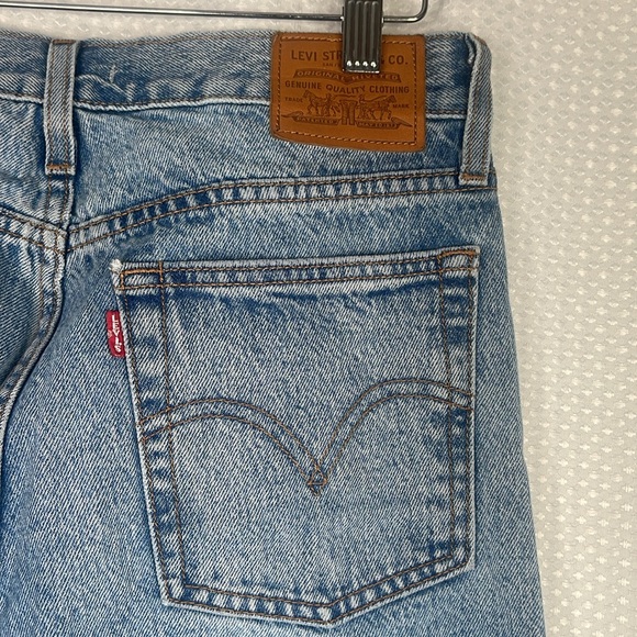 Levis Straight Leg Wedgie Jeans Raw Hem Button Fly Sz 28 - Picture 8 of 12